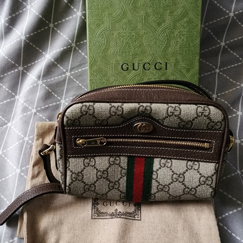 Ophidia GG Supreme mini bag NWOT box and dust cover included